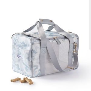 BRAND NEW WITH TAGS: Mark and Graham camo pet carrier.